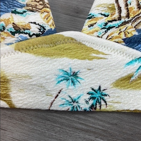 ☀️RIP CURL☀️ POSTCARDS DEEP V TOP POSTCARDS SKIMPY PANT BIKINI SET - Picture 9 of 16